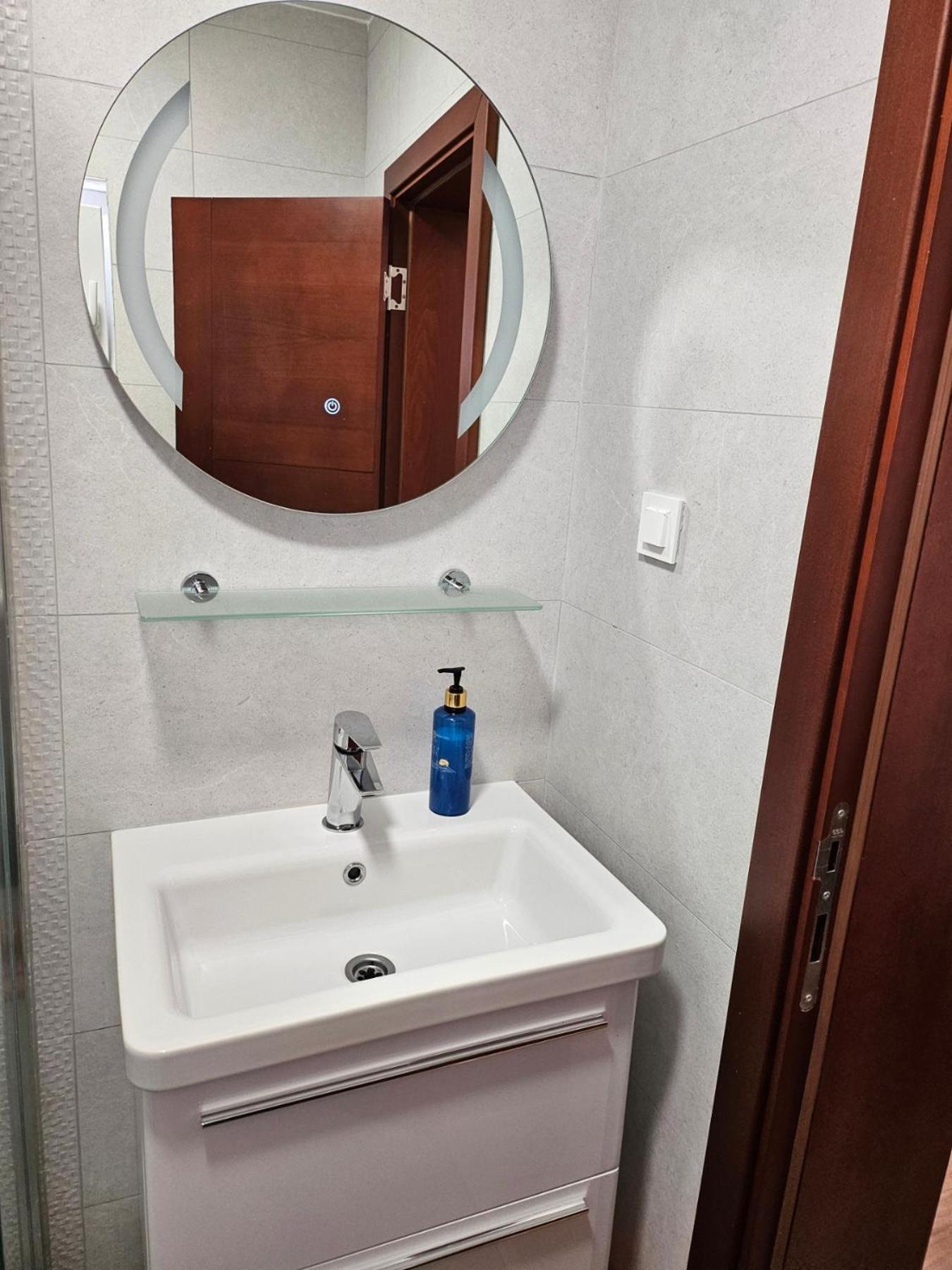 Grejm Family Apartments Petrovac Quarto foto