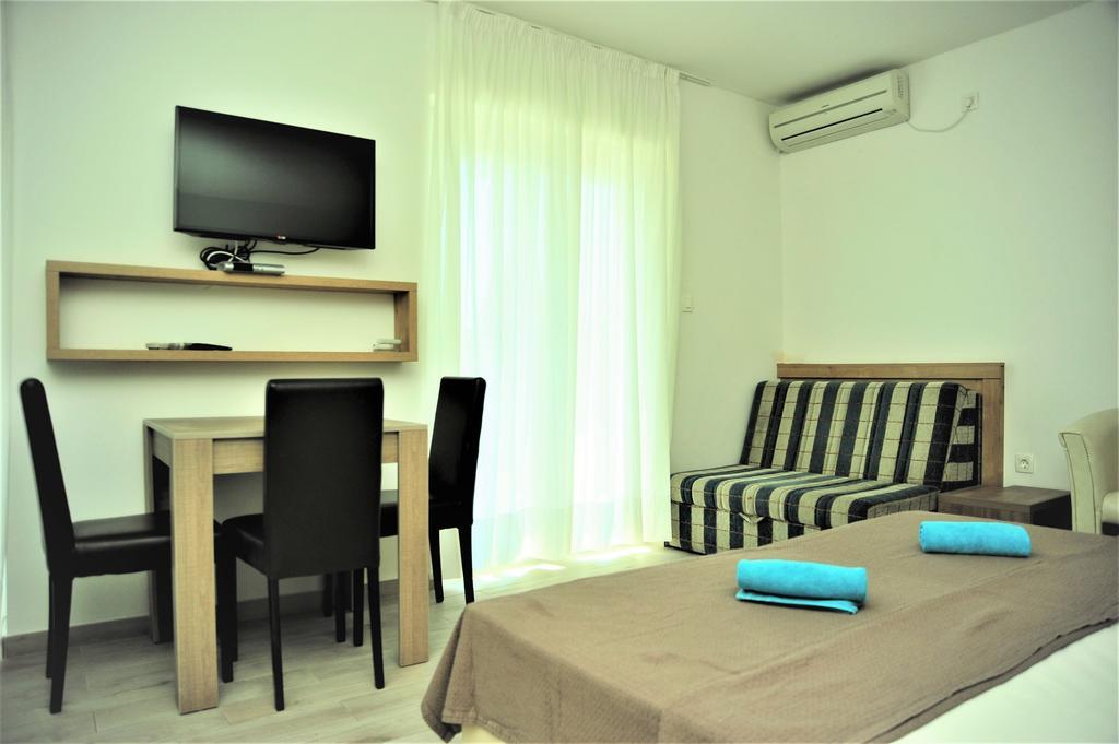 Grejm Family Apartments Petrovac Exterior foto